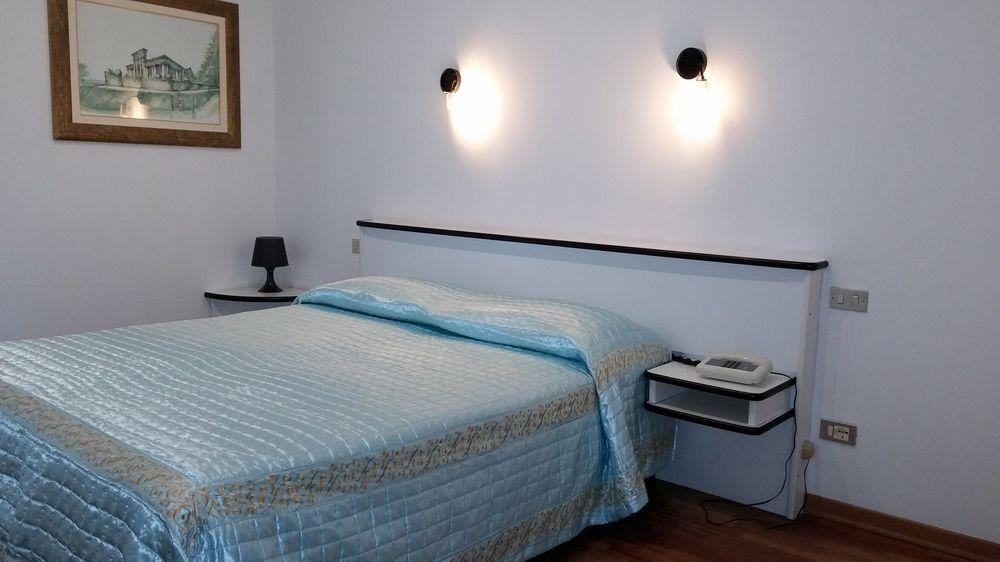 Le Colombelle Hotell SantʼAngelo Eksteriør bilde