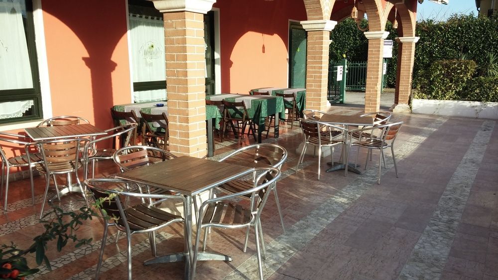 Le Colombelle Hotell SantʼAngelo Eksteriør bilde